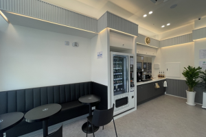 무인카페, 상하부 간접조명으로 빛나는 건기넷의 섬세한 인테리어