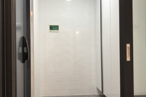 모던하고 세련된 수원 영통동 빌라 인테리어: 블랙&화이트로 완성된 새로운 시공 기법과 경질우레탄 폼을 활용한 단열 강화