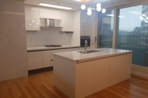 수원 권선동 아이파크, 현대적 감각으로 완성되는 세련된 주방 인테리어