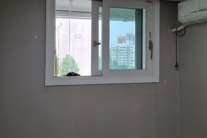 송파구 잠실동 우성아파트: 우드에서 화이트로, 변화를 담은 도어 및 샤시 필름 시공 사례