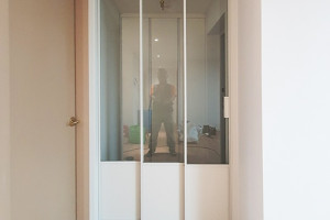 하남시 아파트 초슬림 3연동 현관 중문 인테리어: 모던한 스타일을 끌어내다!