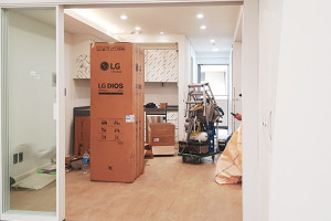 금호리첸리아 아파트 초슬림 4연동 중문으로 완성한 세련된 거실 인테리어 변신